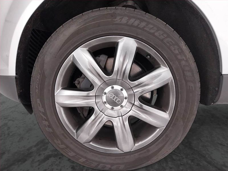 Audi Q7 (2009) 3.0 TDI , 4X4, Automat, Kůže - fotka 15 z 21