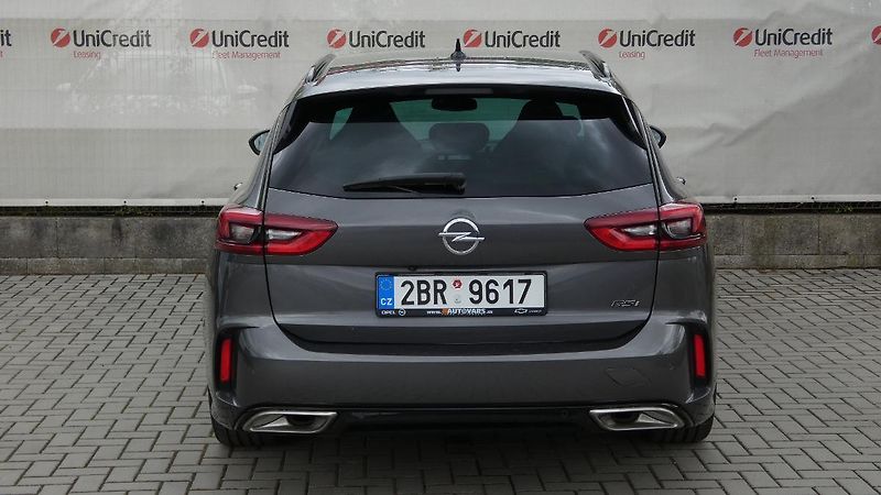 Opel Insignia ST 2,0 T 4x4 GSi - fotka 4 z 27