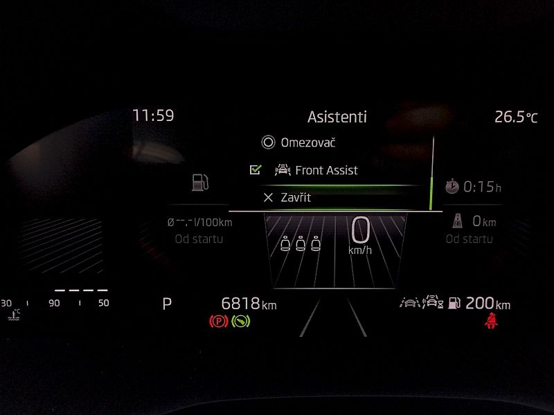 Škoda Karoq (2025) Selection 1,5 Tsi 110 Kw DSG - fotka 8 z 36
