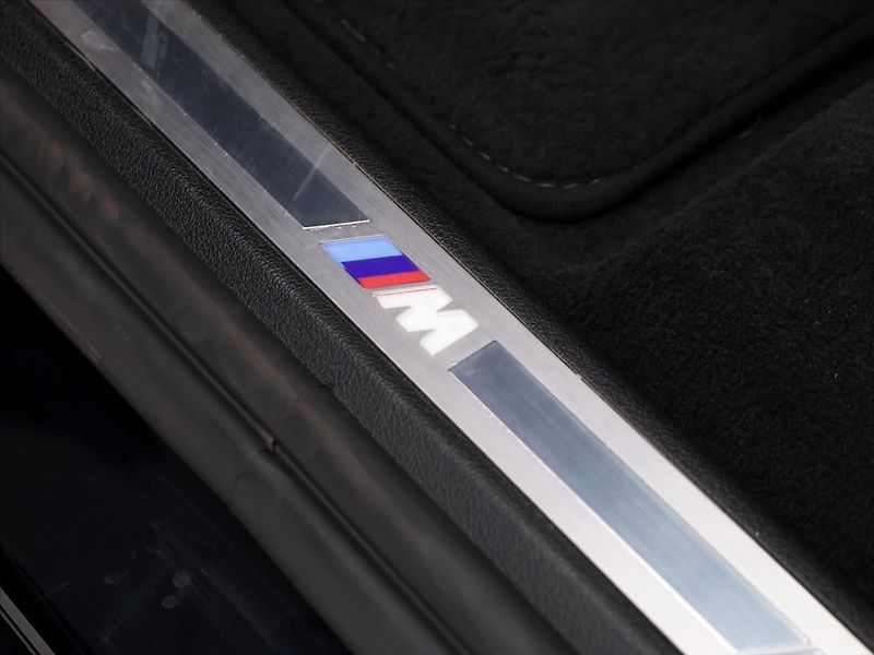 BMW X5 3,0 40d Xdrive AT Pano DPH - fotka 22 z 54