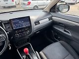 Mitsubishi Outlander (2017) Invite 2.0i MIVEC - náhled 15