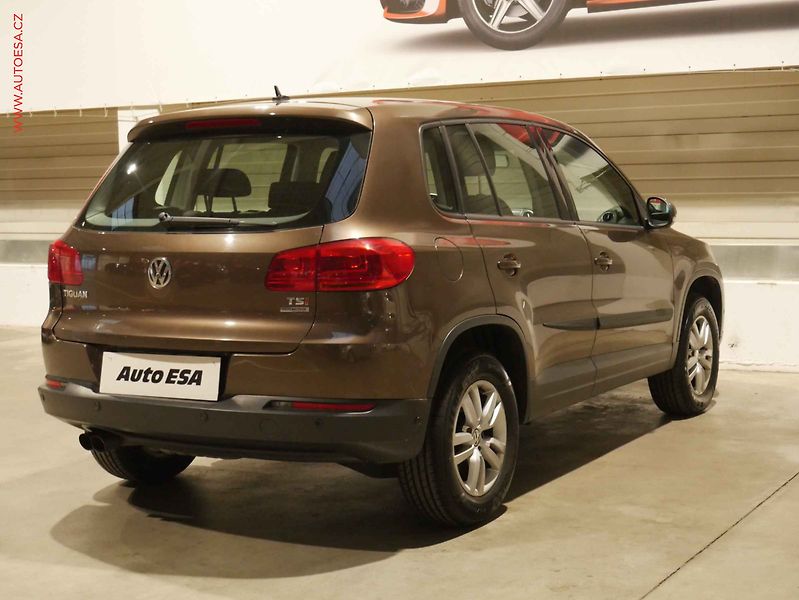 Volkswagen Tiguan (2011) 1.4 TSI, ČR, AC, temp - fotka 6 z 20
