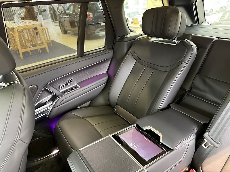 Land Rover Range Rover P530 Autobiography, MERIDIAN - fotka 43 z 50