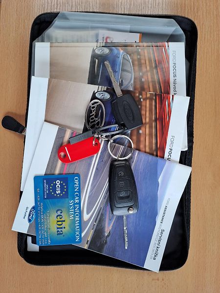 Ford Focus (2015) 1,0 EB 92kW TREND NOVÉ ROZVODY - fotka 24 z 25