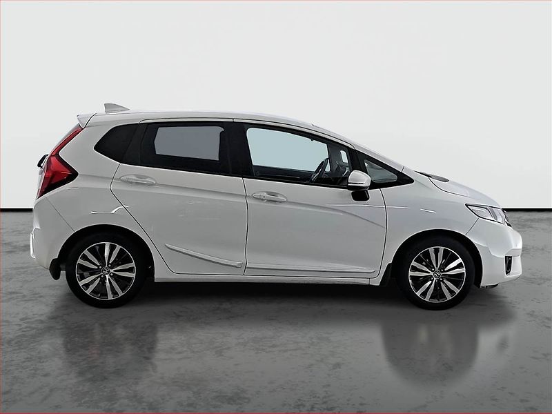 Honda Jazz (2017) 1.3 i-VTEC, Automat - fotka 6 z 18