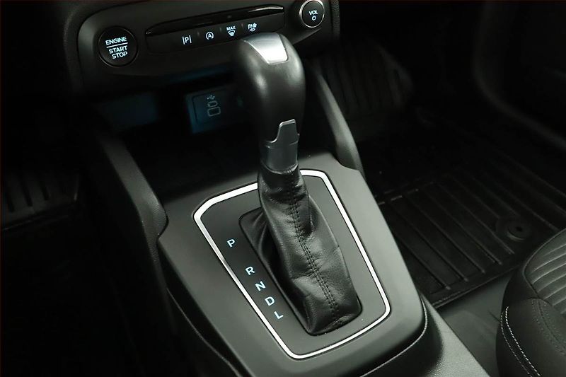 Ford Focus (2024) 1.0 MHEV - fotka 9 z 15