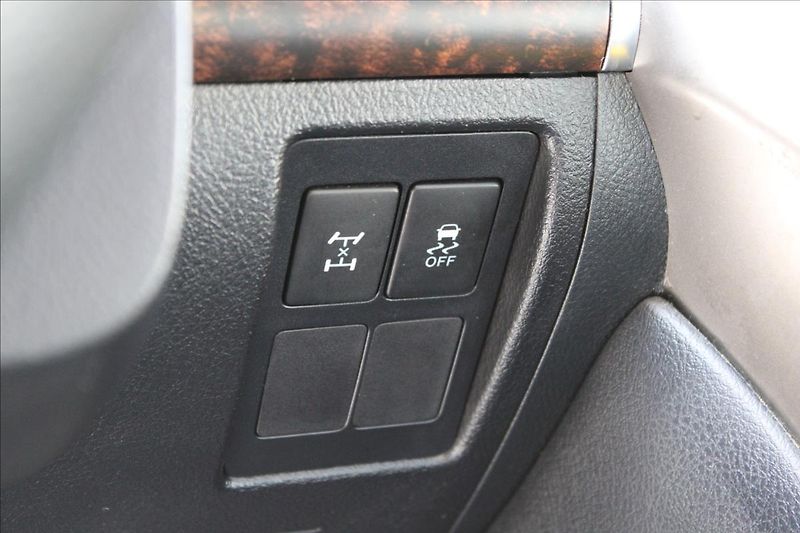Toyota Land Cruiser 200 4.5 D-4D V8 / CZ - fotka 20 z 38
