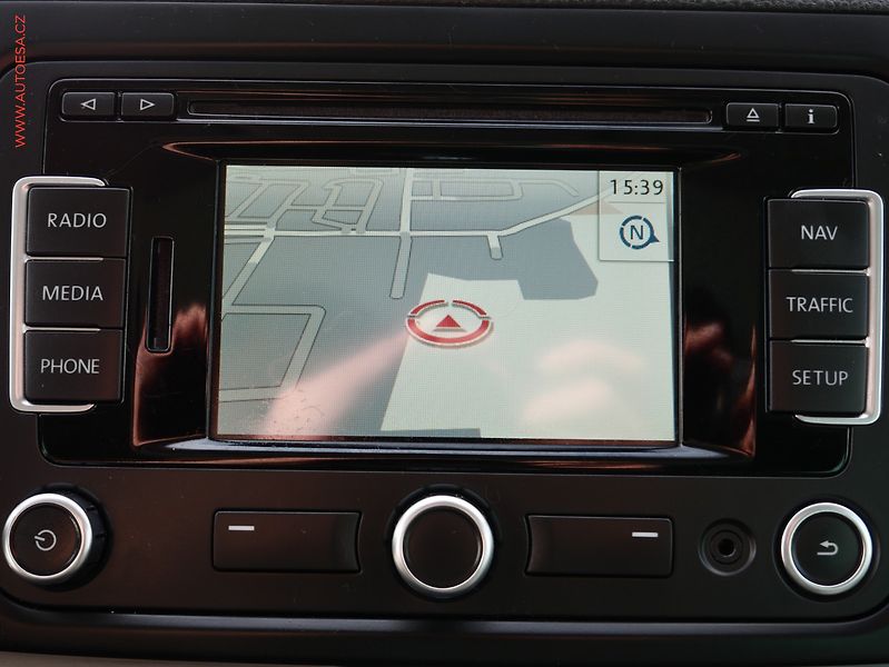 Volkswagen Sharan (2014) 2.0 TDI, panorama, autoAC - fotka 14 z 21