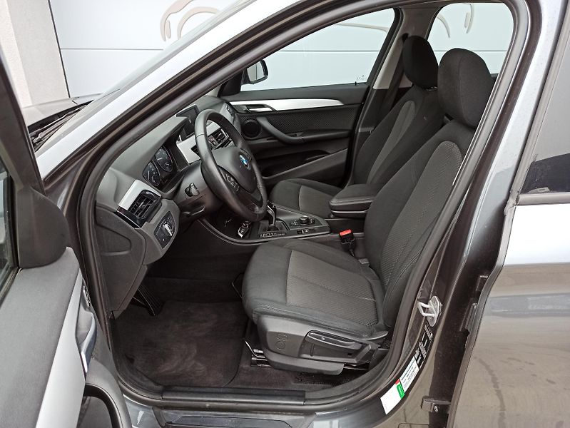 BMW X1 sDRIVE 20i 141kW ČR  - fotka 11 z 28