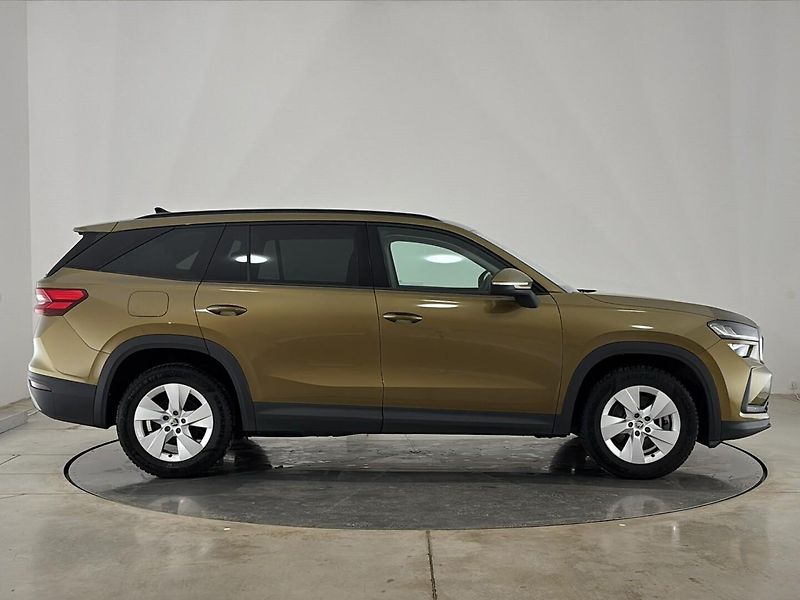 Škoda Kodiaq Selection 4x4 DSG - fotka 16 z 32
