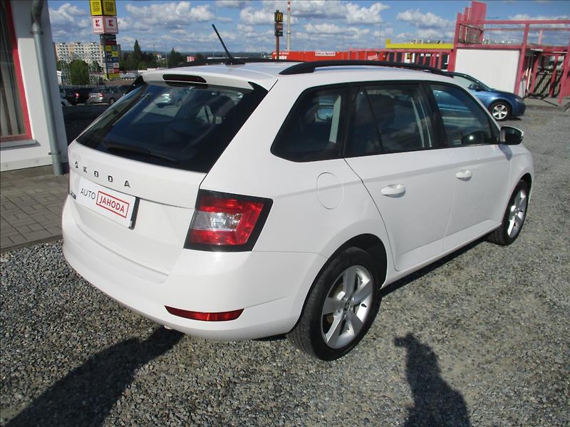 Škoda Fabia 1,0 TSI,klima,servis,DPH,CZ, - fotka 5 z 39