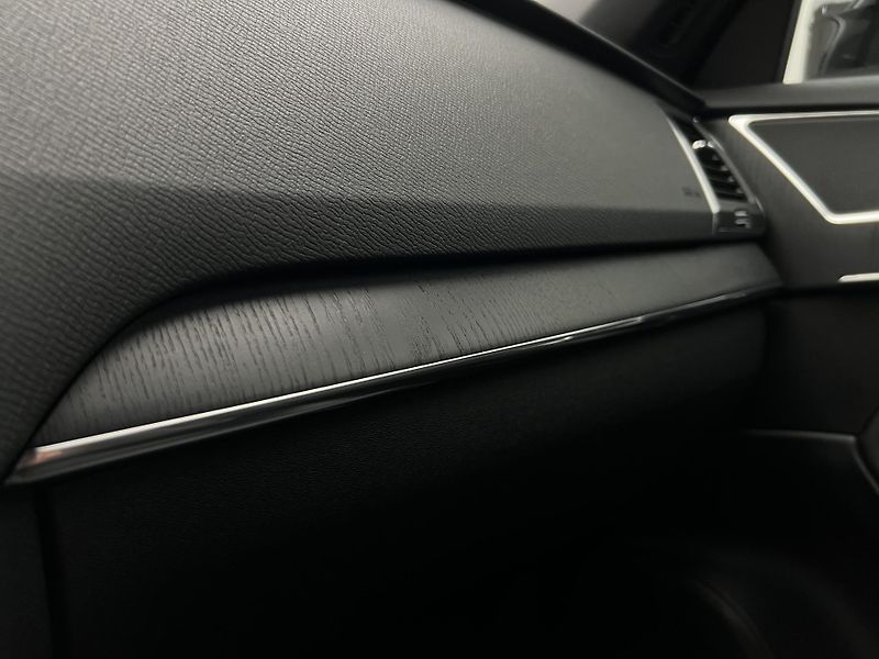 Volvo XC90 B5 AWD MOMENTUM PRO AUT - fotka 28 z 40