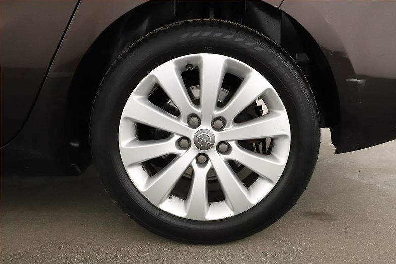 Opel Zafira (2012) Cosmo 2.0 CDTI, Navi, Xenony - fotka 12 z 16