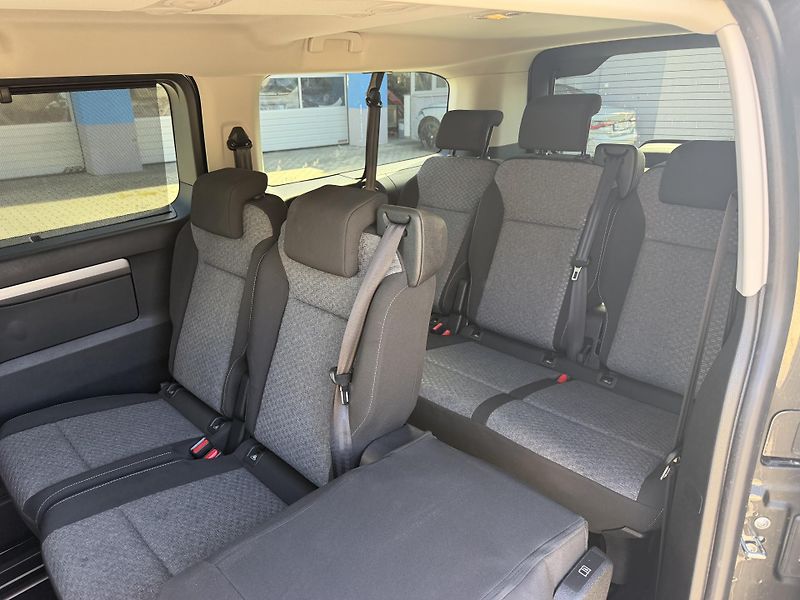 Toyota ProAce Verso 2,2D 132kW automat navi 8míst - fotka 18 z 22