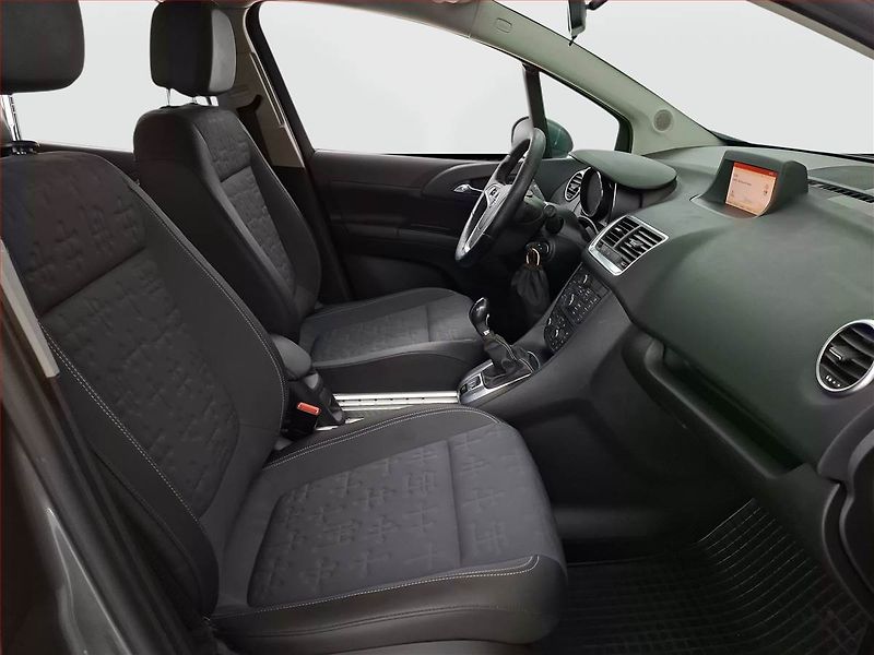 Opel Meriva (2016) 1.4 Turbo, po STK, Tažné - fotka 9 z 17