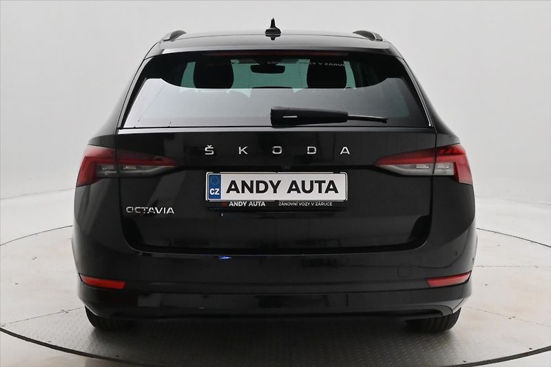 Škoda Octavia 2,0 TDI 110 kW DSG TAŽNÉ Záruk - fotka 6 z 32