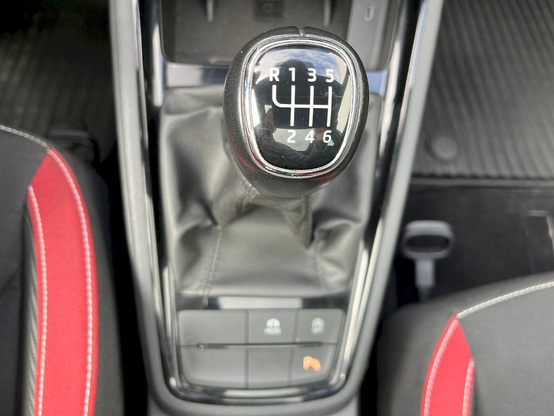 Škoda Scala (2023) 1.5 TSI 110kW Monte Carlo - fotka 22 z 29
