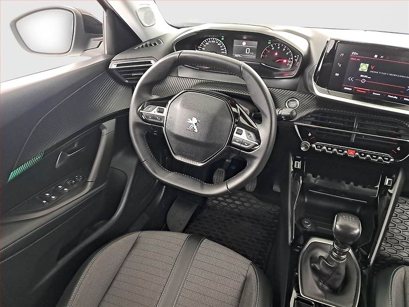 Peugeot 2008 (2023) Allure 1.2 PureTech - fotka 7 z 16