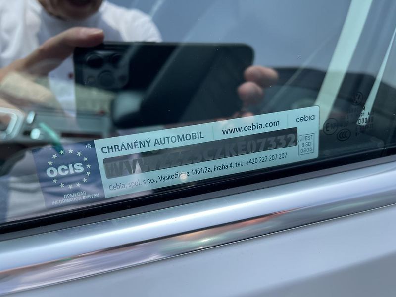 Volkswagen Passat 2.0TDi HIGHLINE NEHAV-DPH-ČR! - fotka 16 z 35