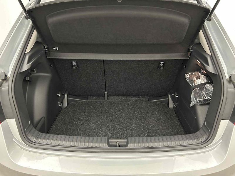 Škoda Fabia 1.0 TSI Top selection - fotka 4 z 28