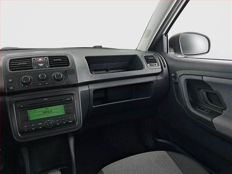 Škoda Fabia (2010) 1.2 12V, nová STK, Tažné - fotka 8 z 18