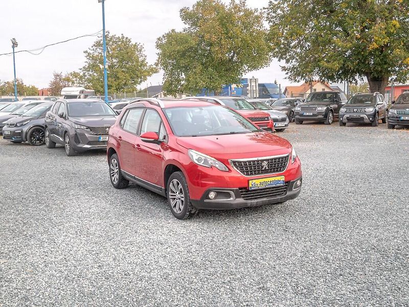 Peugeot 2008 (2017) ČR 1.2T 81KW – 88.359KM - fotka 3 z 41