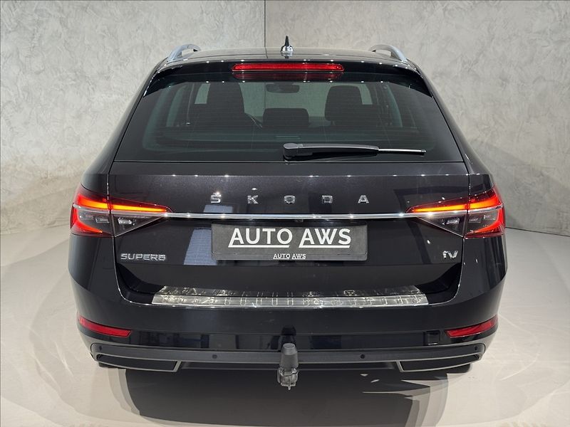 Škoda Superb 1,4 TSi  DSG iV Style Virtual - fotka 8 z 50