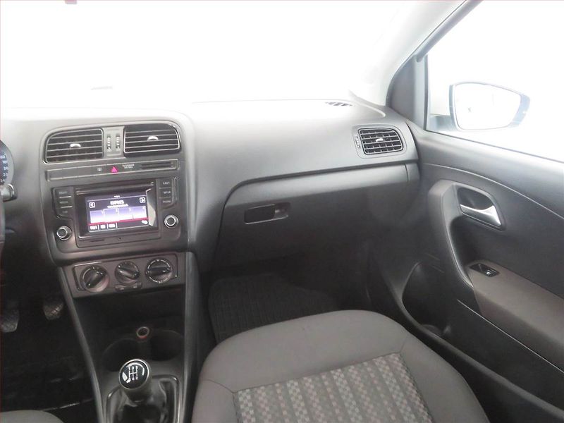 Volkswagen Polo (2017) 1.0 - fotka 8 z 14