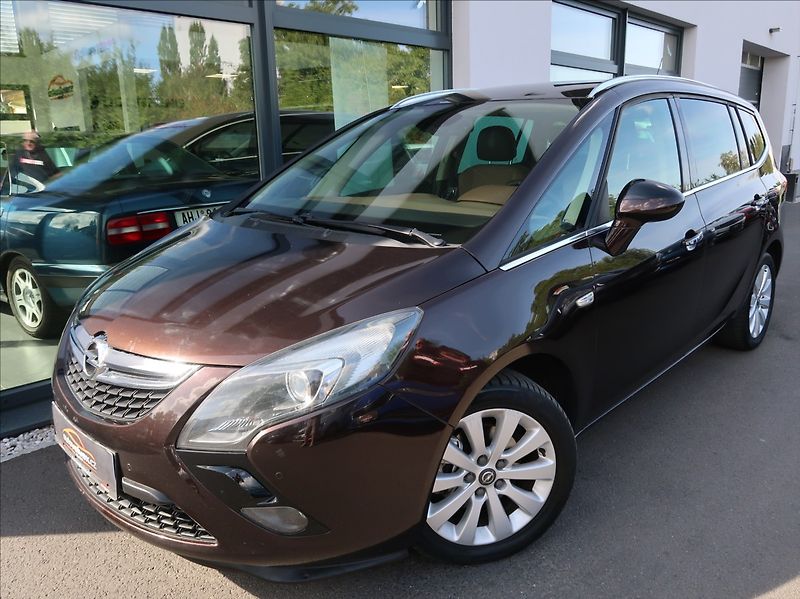 Opel Zafira 2,0 TDCi,96kW,NovéČR,tempomat - fotografie inzerátu