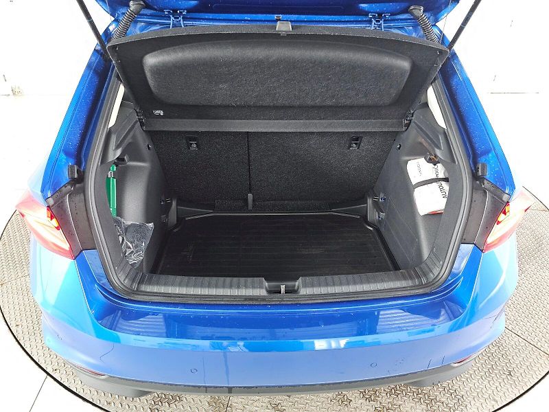 Škoda Fabia (2025) 1.0 TSI 70kW SELECTION - fotka 25 z 25