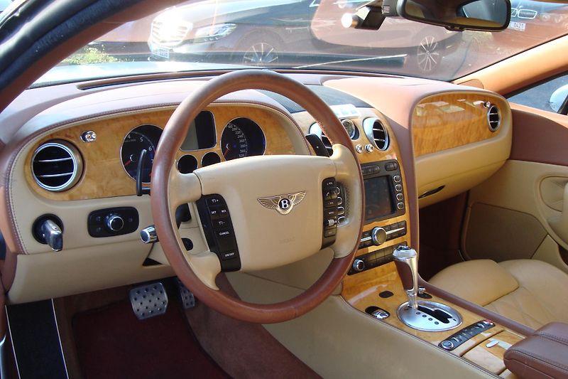 Bentley Continental GT (2007) 6.0W12,Diamond SERIES MULLINER - fotka 24 z 53