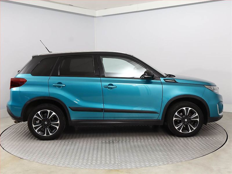 Suzuki Vitara (2020) 1.4 BoosterJet - fotka 6 z 15
