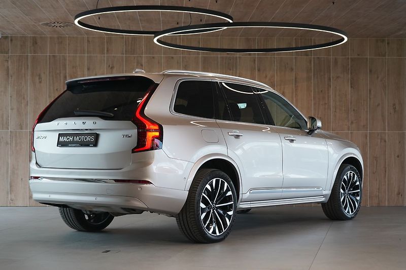 Volvo XC90 T8 AWD PLUS, Ventilace, 360° - fotka 5 z 48