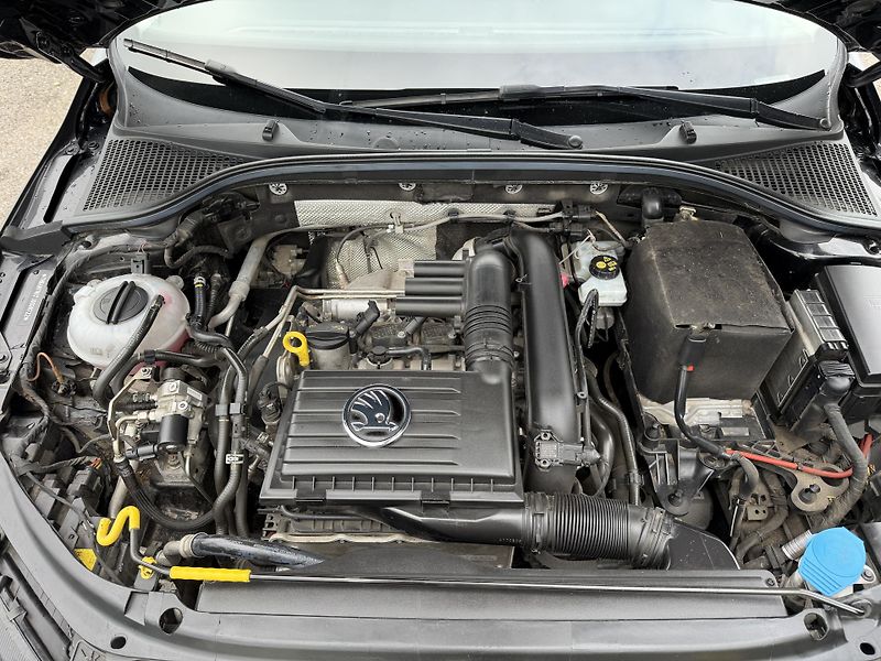Škoda Octavia 1.4 TSI CNG G-Tec STYLE - fotka 23 z 23