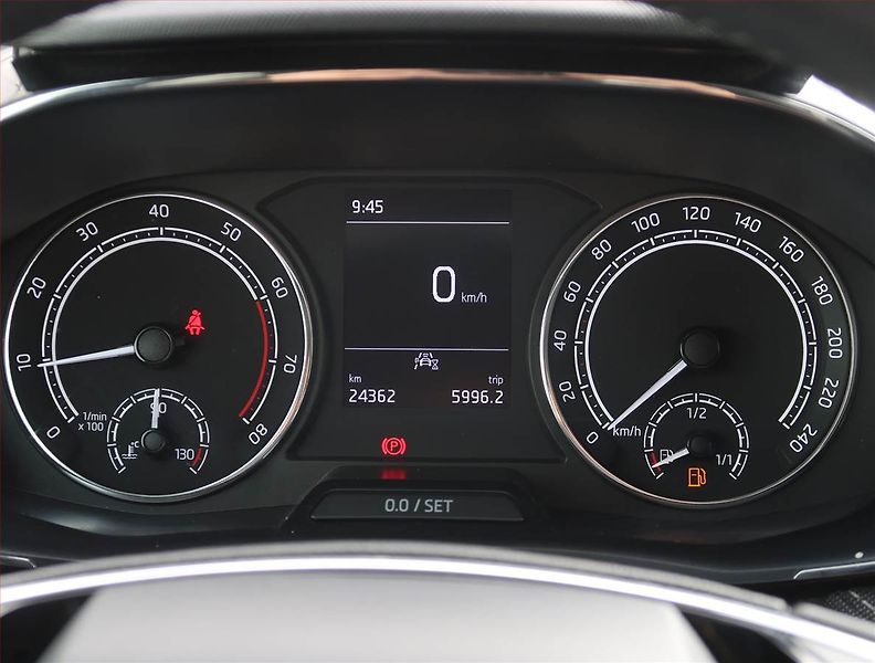 Škoda Fabia (2023) Style 1.0 TSI, ČR,1.maj - fotka 10 z 23