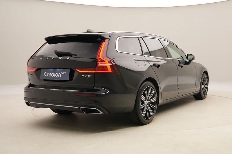 Volvo V60 D4 AWD INSCRIPTION AUT - fotka 12 z 46