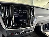 Volvo V60 B4 AUT*145kW*KeyLess*Tažné - náhled 21