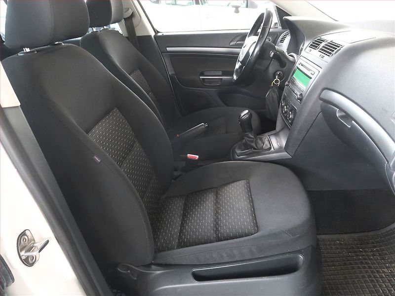 Škoda Octavia (2012) 1.2 TSI, po STK, slušný stav - fotka 9 z 14