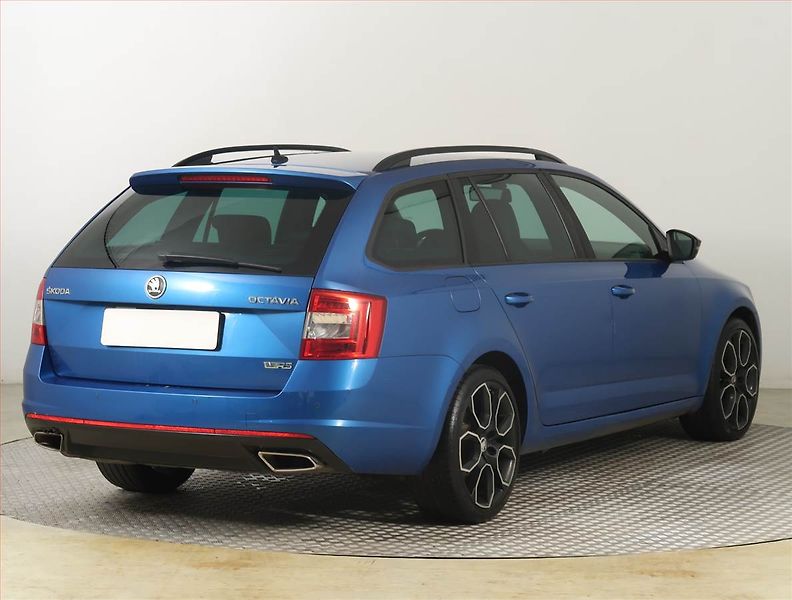 Škoda Octavia (2013) RS 2.0 TDI, Serv.kniha, Xenony - fotka 5 z 20