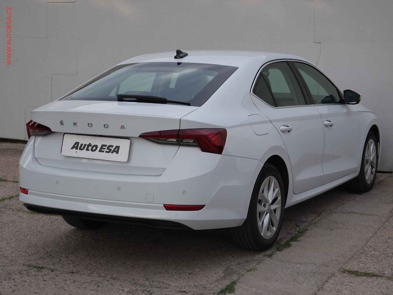 Škoda Octavia (2020) 2.0 TDi, ČR, Style Plus - fotka 6 z 20