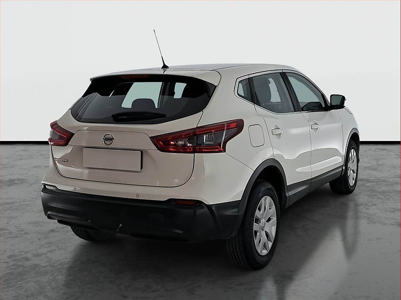 Nissan Qashqai (2018) 1.2 DIG-T, Tempomat - fotka 5 z 16