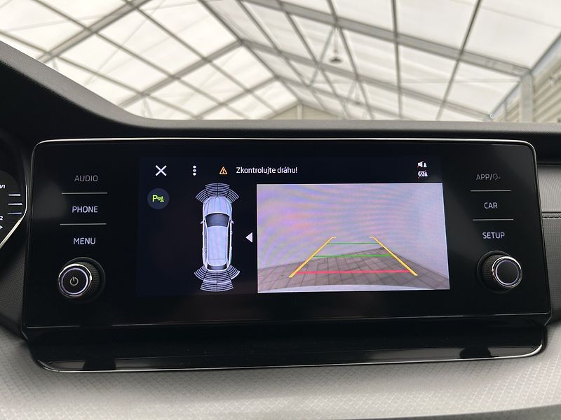 Škoda Octavia 1.5 TSI Ambition - fotka 10 z 25
