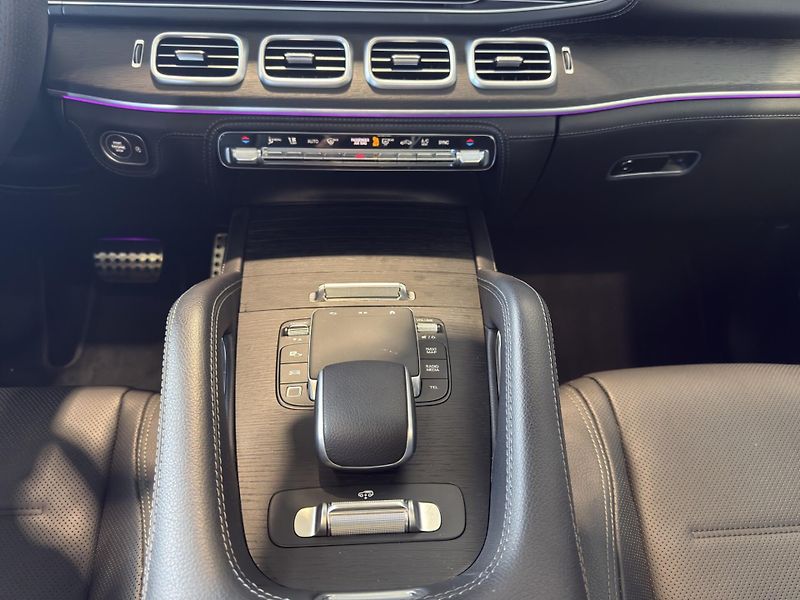 Mercedes-Benz GLE (2025) 450 d 4MATIC - fotka 15 z 28
