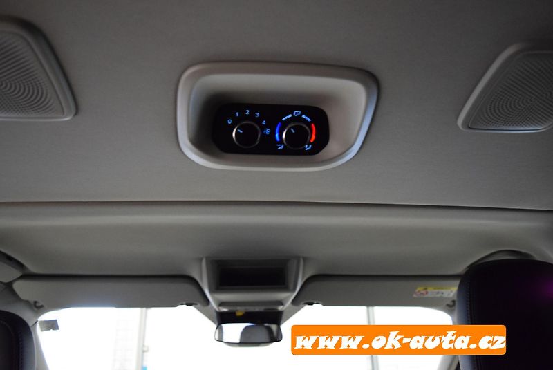 Ford Tourneo Custom 2.0 TDCI TITANIUM X 132 kW 8M. - fotka 42 z 70