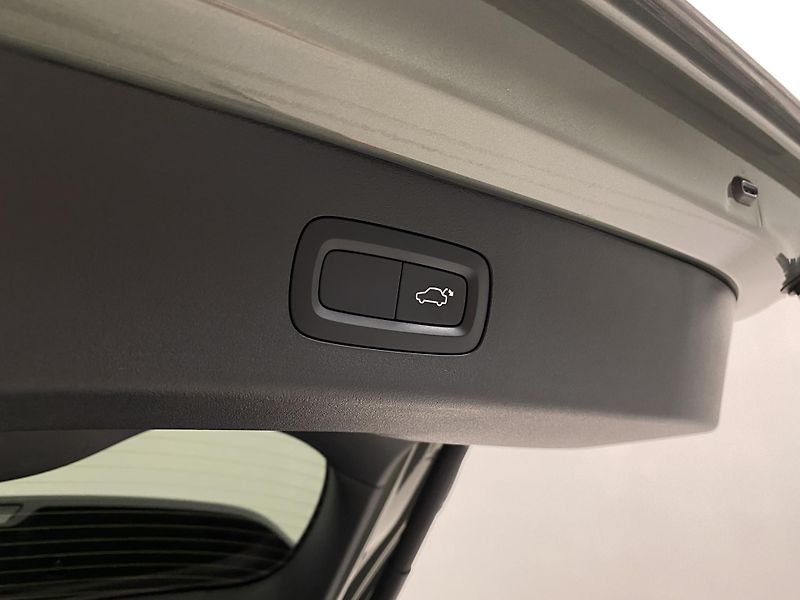 Lynk & Co 01 MORE PHEV AUT CZ 1.maj - fotka 31 z 95