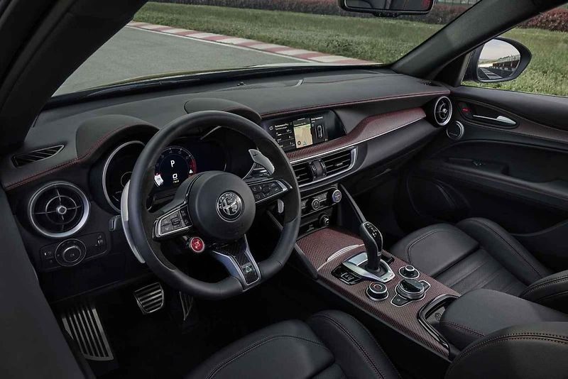Alfa Romeo Giulia a Stelvio Super Sport