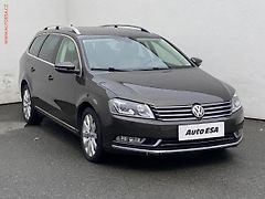 Volkswagen Passat (2014) 2.0 TDi, Highline, bixen, - fotografie inzerátu