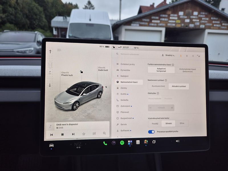 Tesla Model 3 LONG RANGE DUAL MOTOR SOH 93,5 - fotka 22 z 48