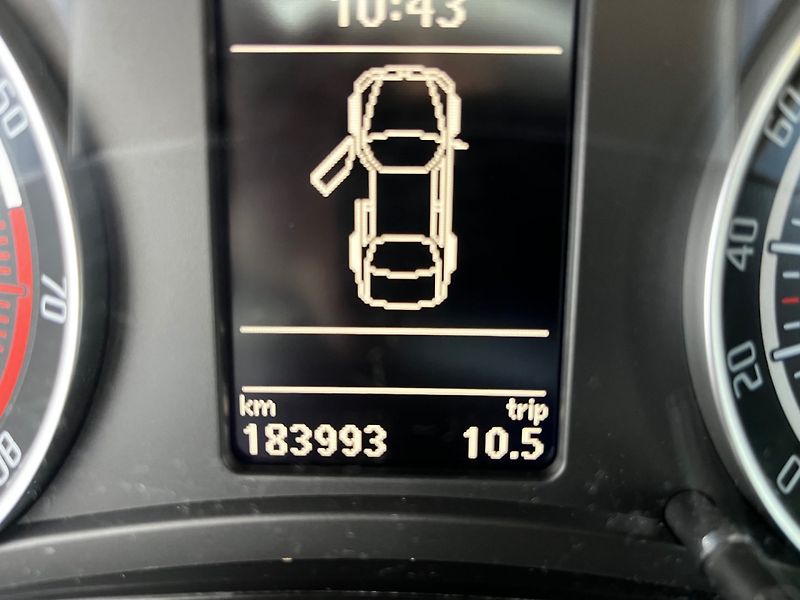 Škoda Octavia (2011) 2.0 TSi RS TOP Stav - fotka 20 z 28