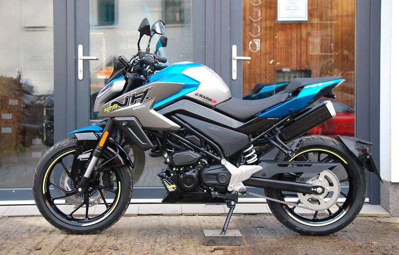 CFMOTO (2025) 125 NK - PŘEDVÁDĚCÍ STROJ, DPH - fotka 6 z 26